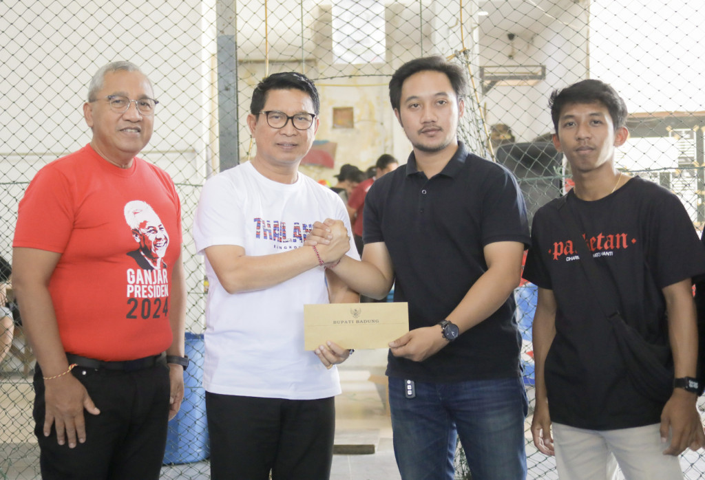 Sekda Adi Arnawa Buka Turnamen Futsal Paiketan Dalung Permai Cup III